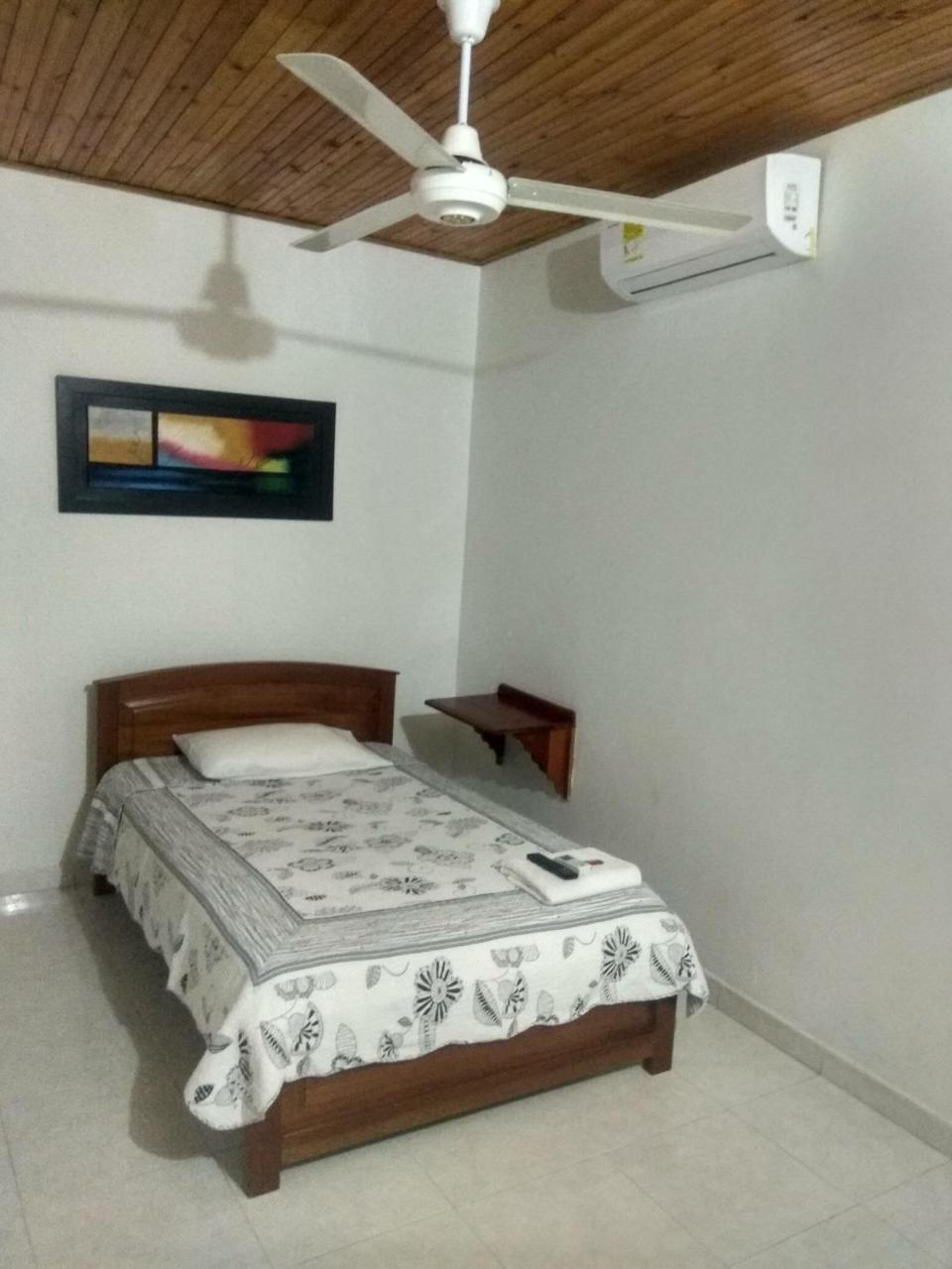 Casa Hotel Kerana Moon Puerto Boyaca Exterior photo
